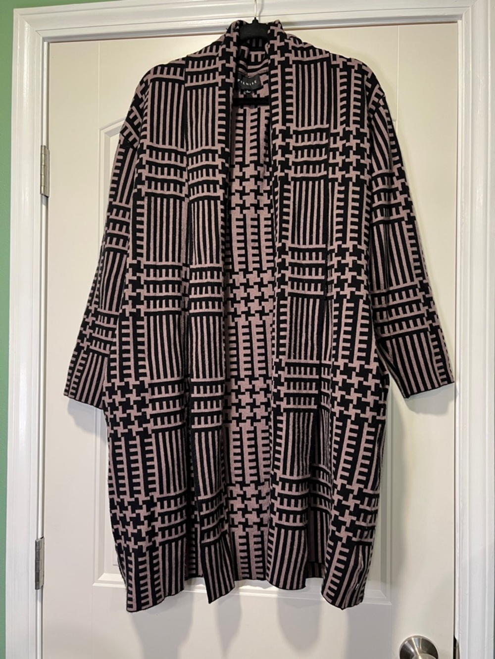 Premise Black & Blush Geometric Open-Front Long Sleeve Cardigan